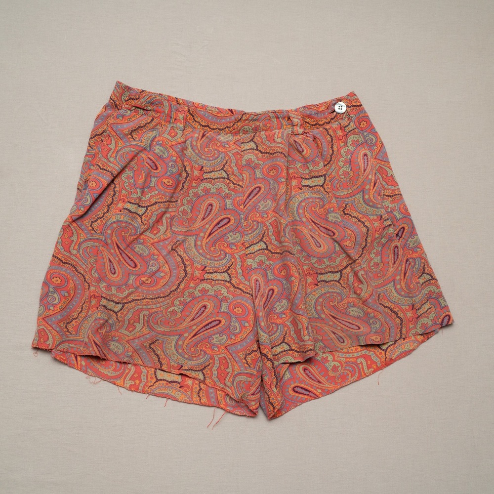 Vintage Rare 80s Gap Paisley Shorts Side Zip Rayon Lightweight Shorts Womens L